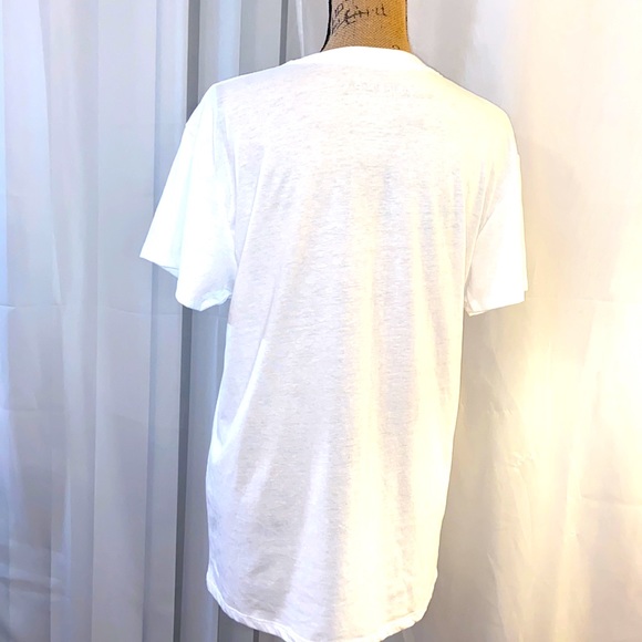 NWT! FRIENDS Graphic Tee S - Picture 7 of 7